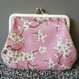 Lulu Guinness Bags - Lulu Guinness Floral Clutch Lulu Guinness Bags - Lulu Guinness Floral Clutch